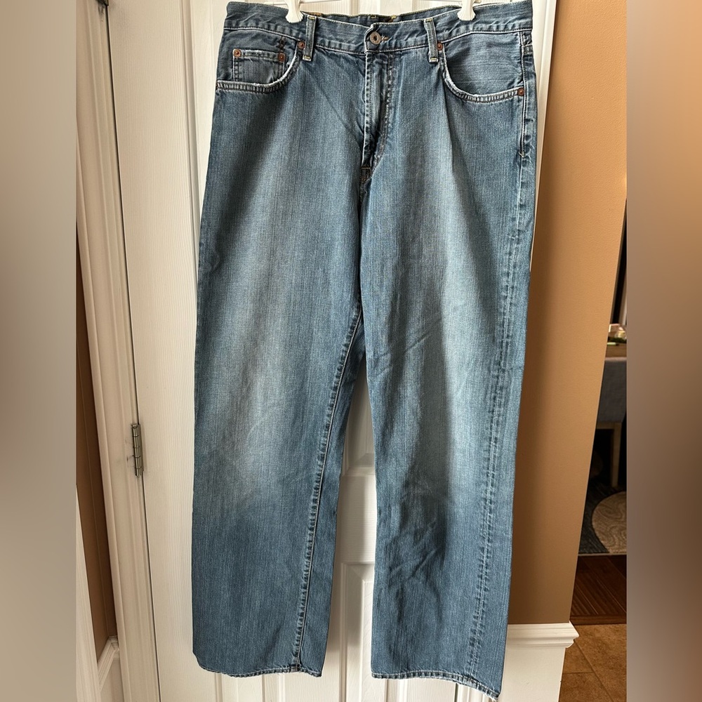 Men’s Lucky brand bootcut jeans 36x34 EUC